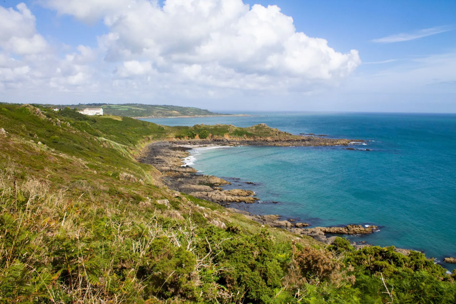 Best_coastal_walks_near_coverack.jpg
