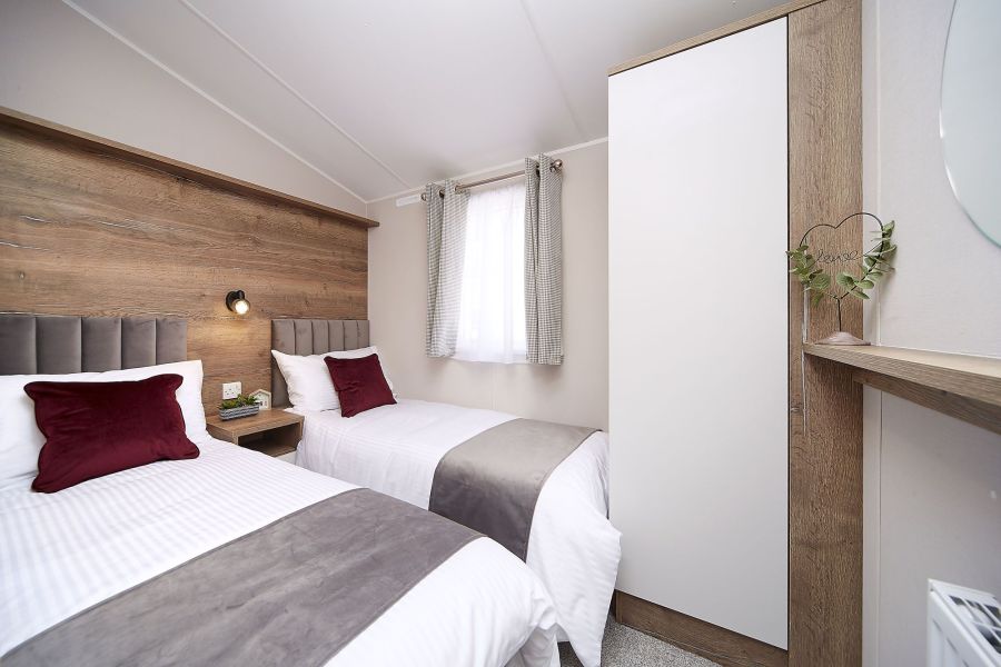 Lowland Twin Room.jpg