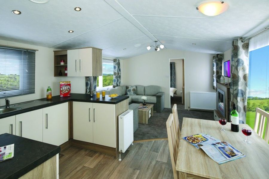Mannacles Kitchen to Lounge.jpg